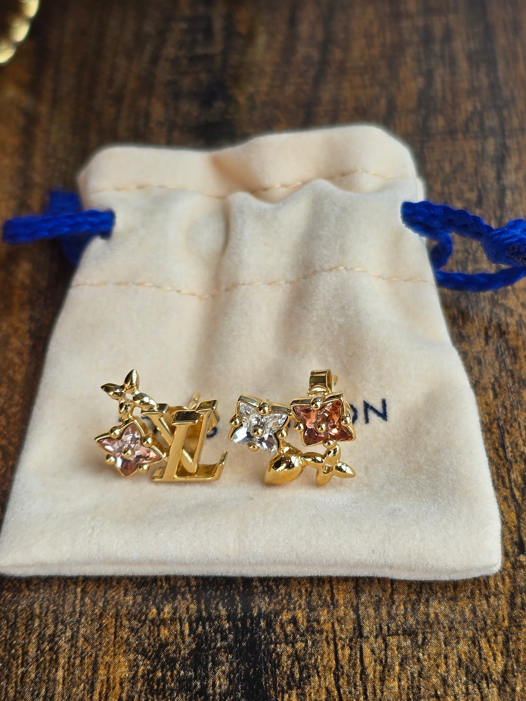 Authentic Louis Vuitton Loulougram Earrings