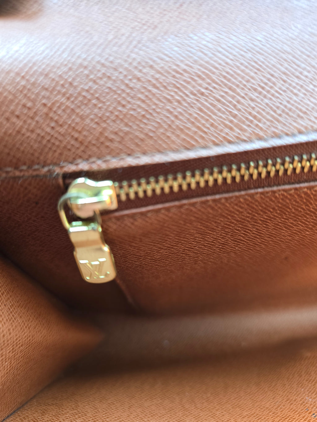Authentic Vintage Louis Vuitton Monogram Pochette Bordeaux 2‑Way Clutch & Shoulder Bag (1995)