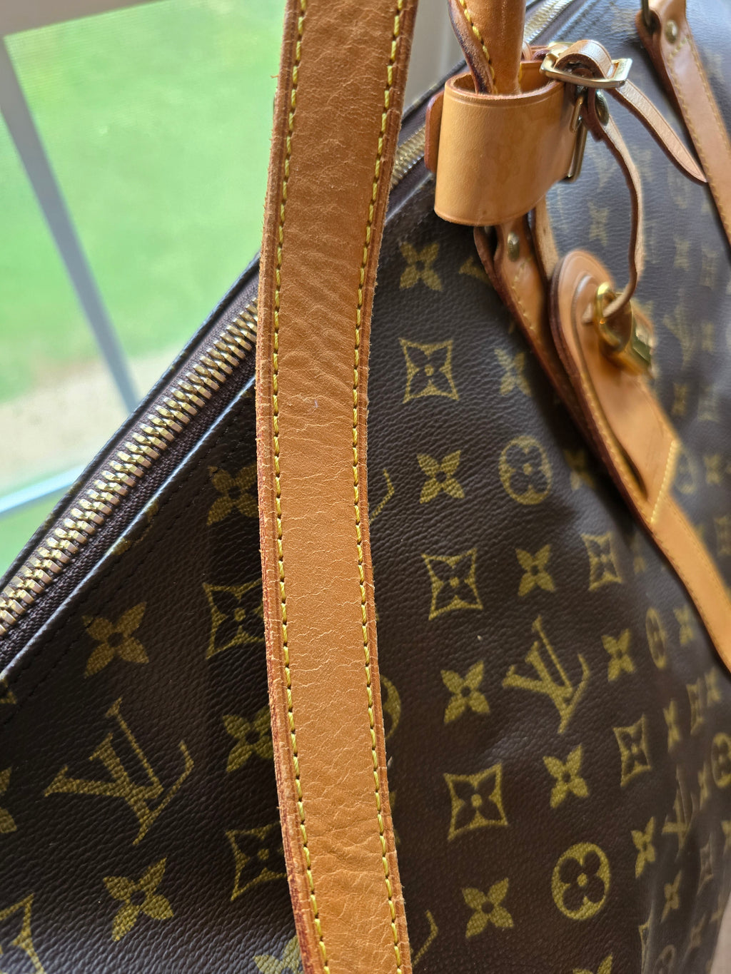 Authentic Louis Vuitton Monogram Keepall 60 Travel Duffel