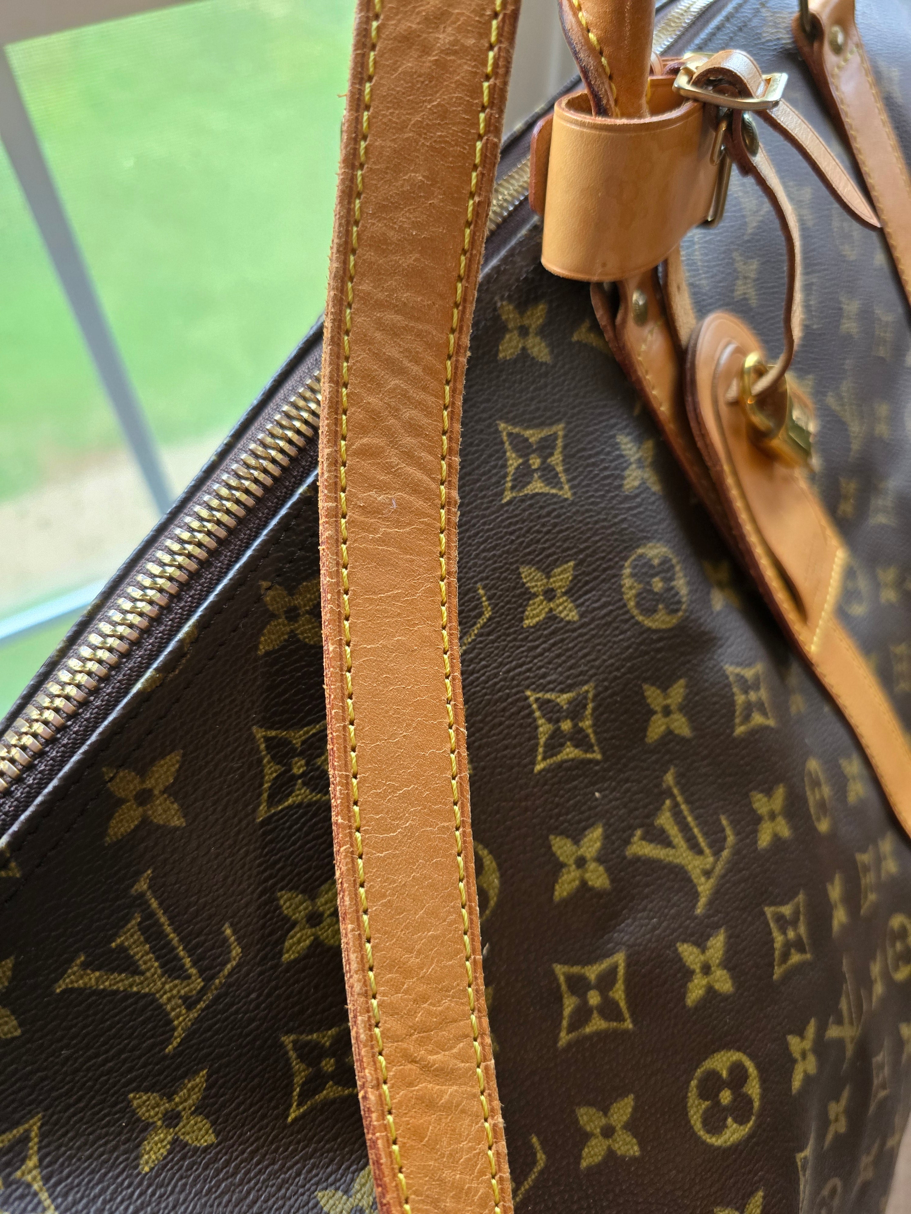 Authentic Louis Vuitton Monogram Keepall 60 Travel Duffel