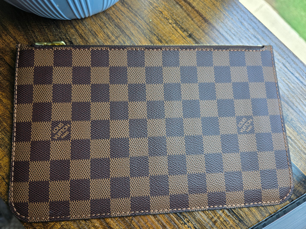 Louis Vuitton Damier Ebene Neverfull Pochette