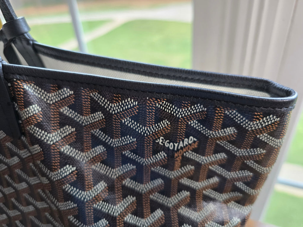 Authentic Goyard Saint Louis PM Tote Bag with Pouch