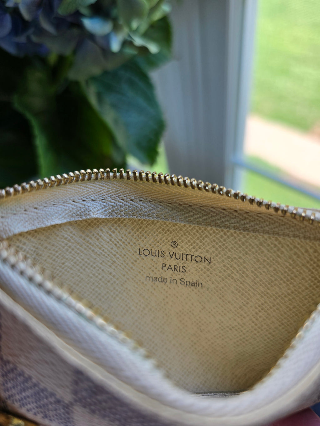 Authentic Louis Vuitton Damier Azur Key Pouch