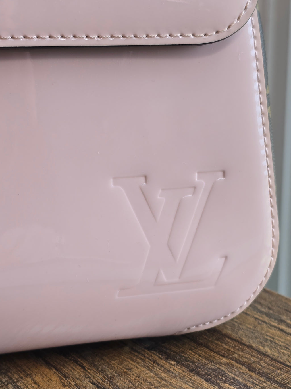 Authentic Louis Vuitton Cherrywood Vernis Leather Crossbody Bag (2019)