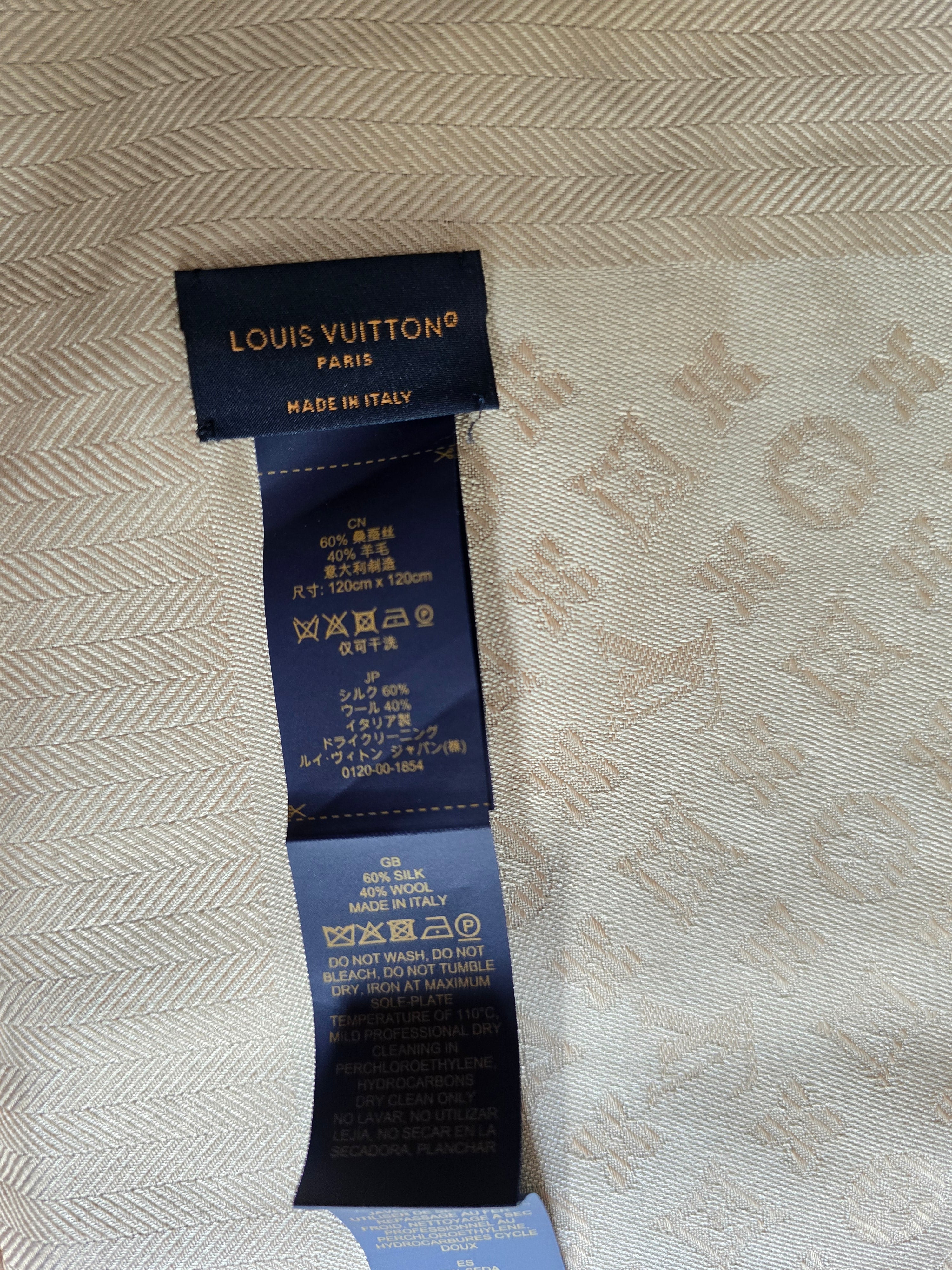 Authentic Louis Vuitton Evermore Shawl in the shade "Latte"