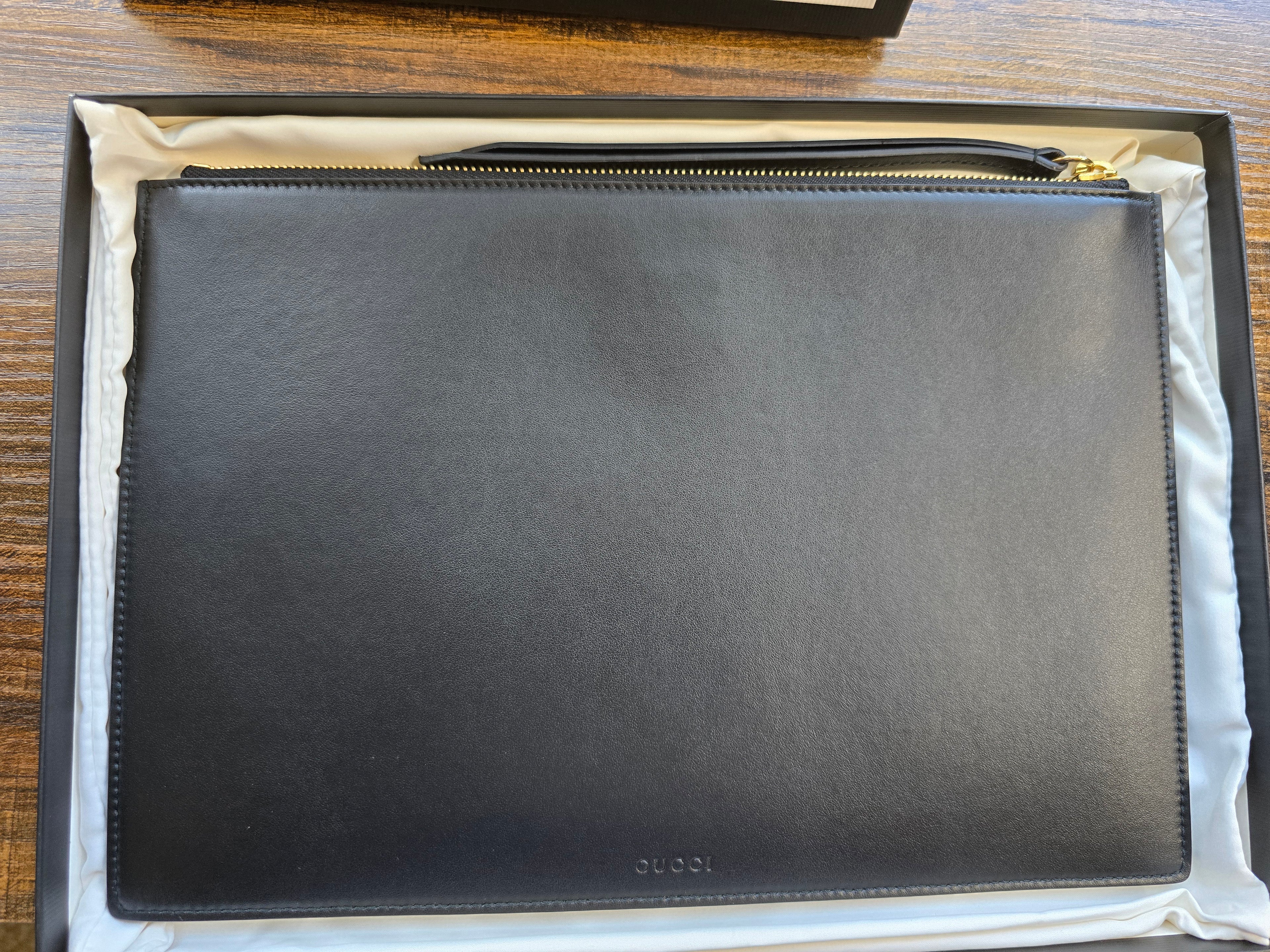 Authentic Gucci Bee Black 'Blind for Love' Clutch- Full Inclusion