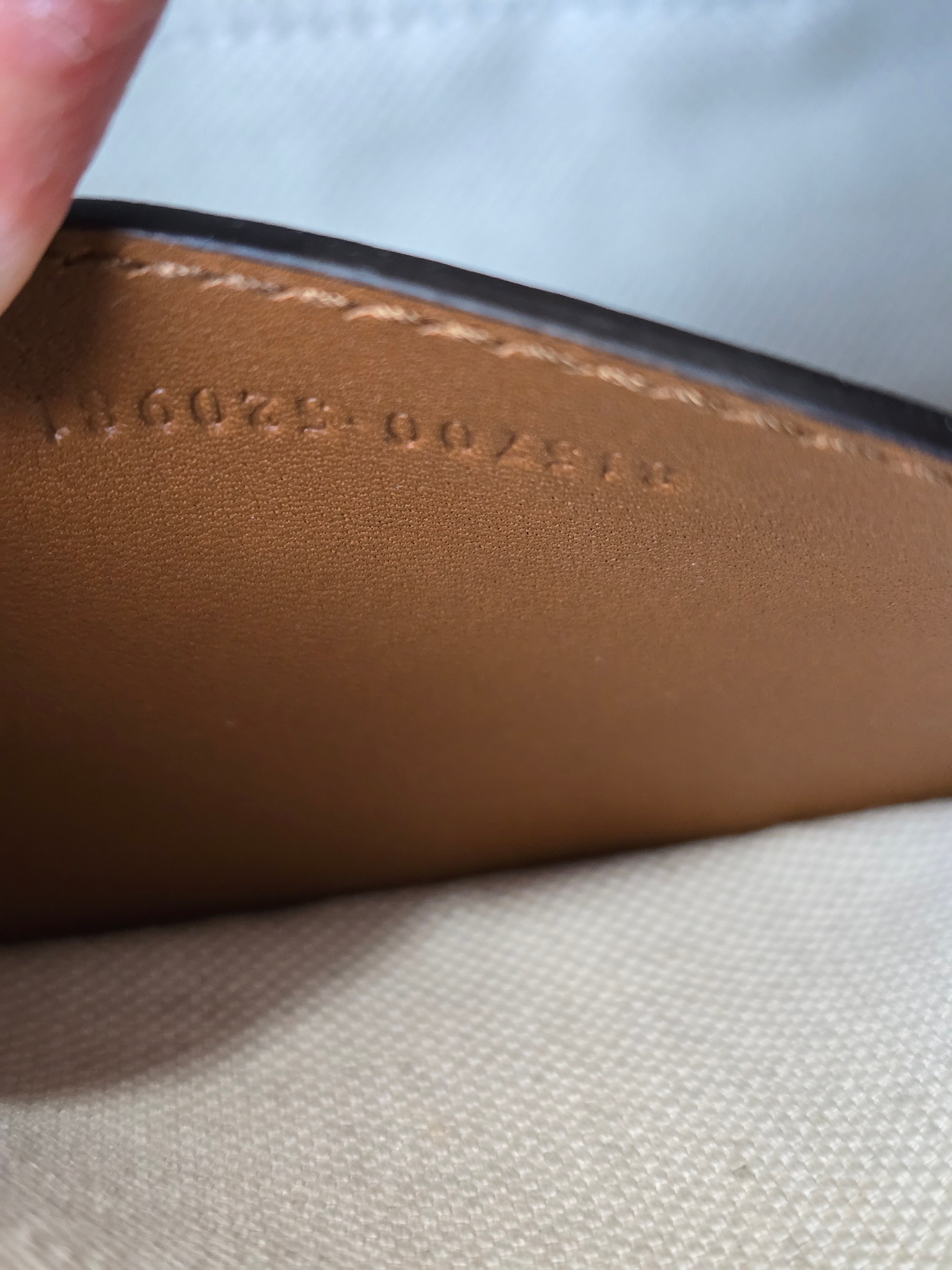 Authentic Gucci Blondie Small Shoulder Bag