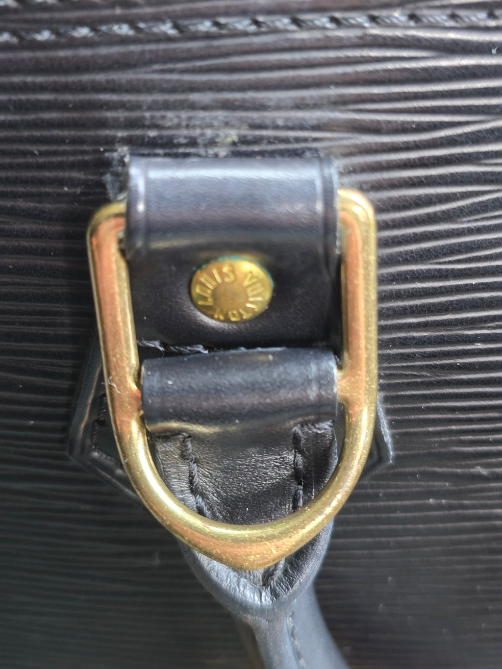 Authentic Louis Vuitton Black Epi Leather Alma PM (2008)