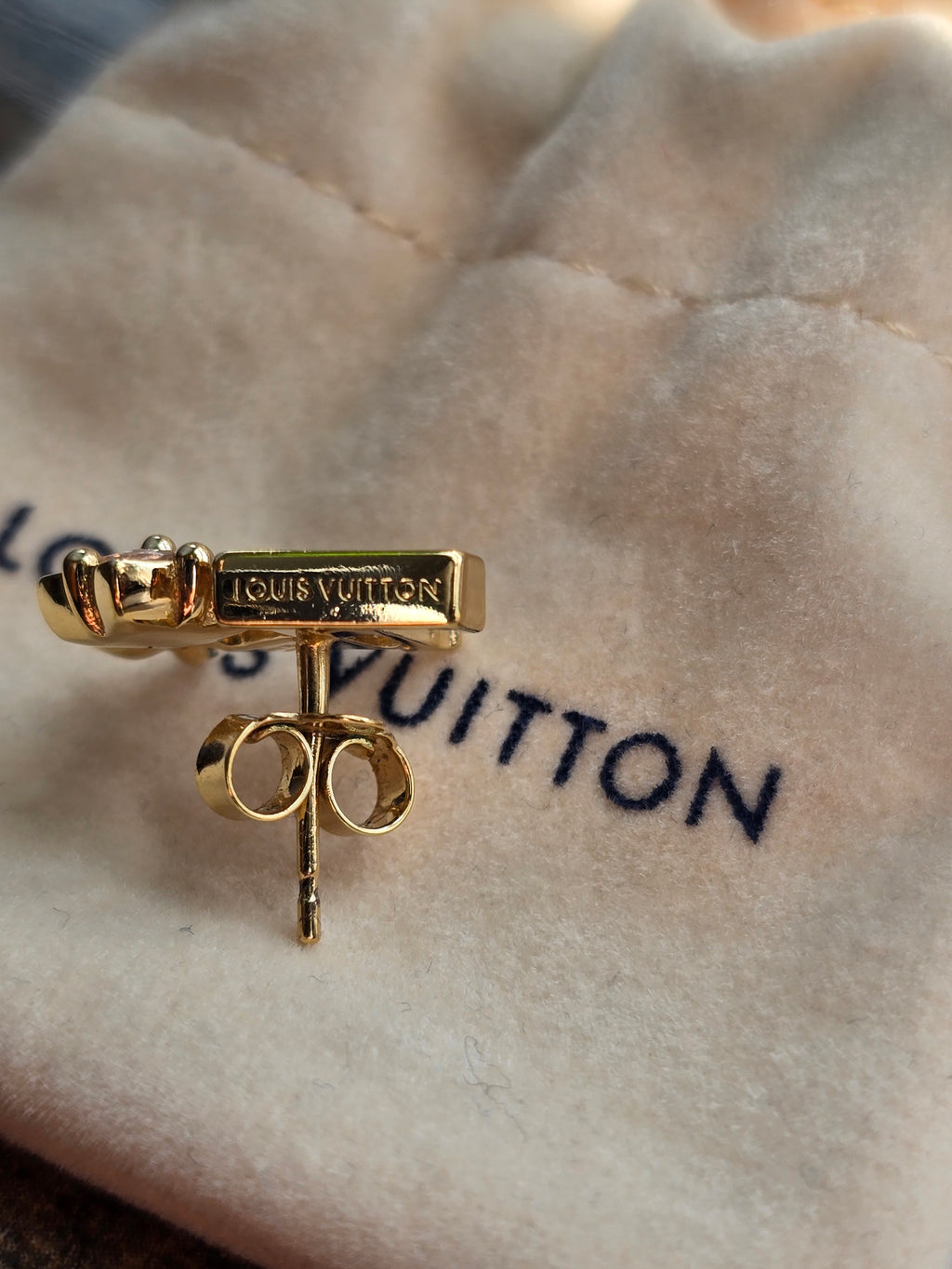Authentic Louis Vuitton Loulougram Earrings