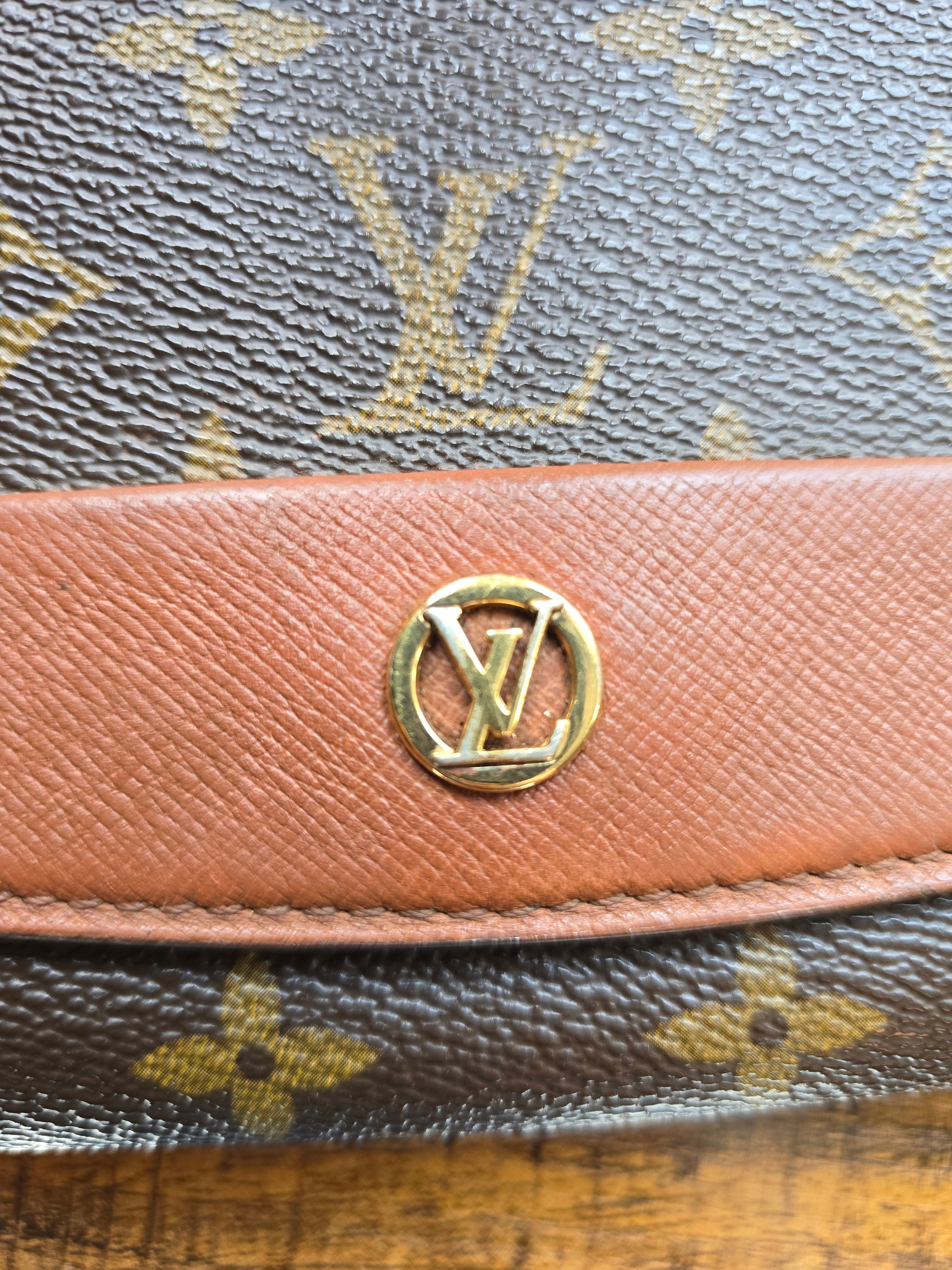 Authentic Vintage Louis Vuitton Monogram Pochette Bordeaux 2‑Way Clutch & Shoulder Bag (1995)