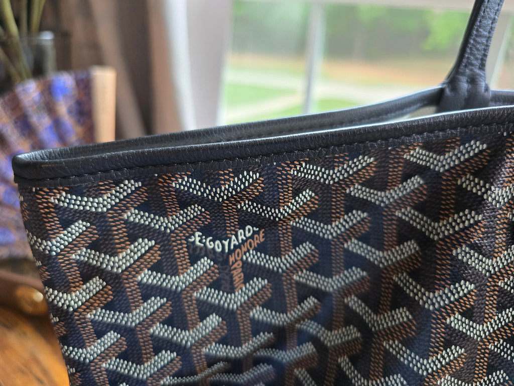 Authentic Goyard Saint Louis PM Tote Bag with Pouch