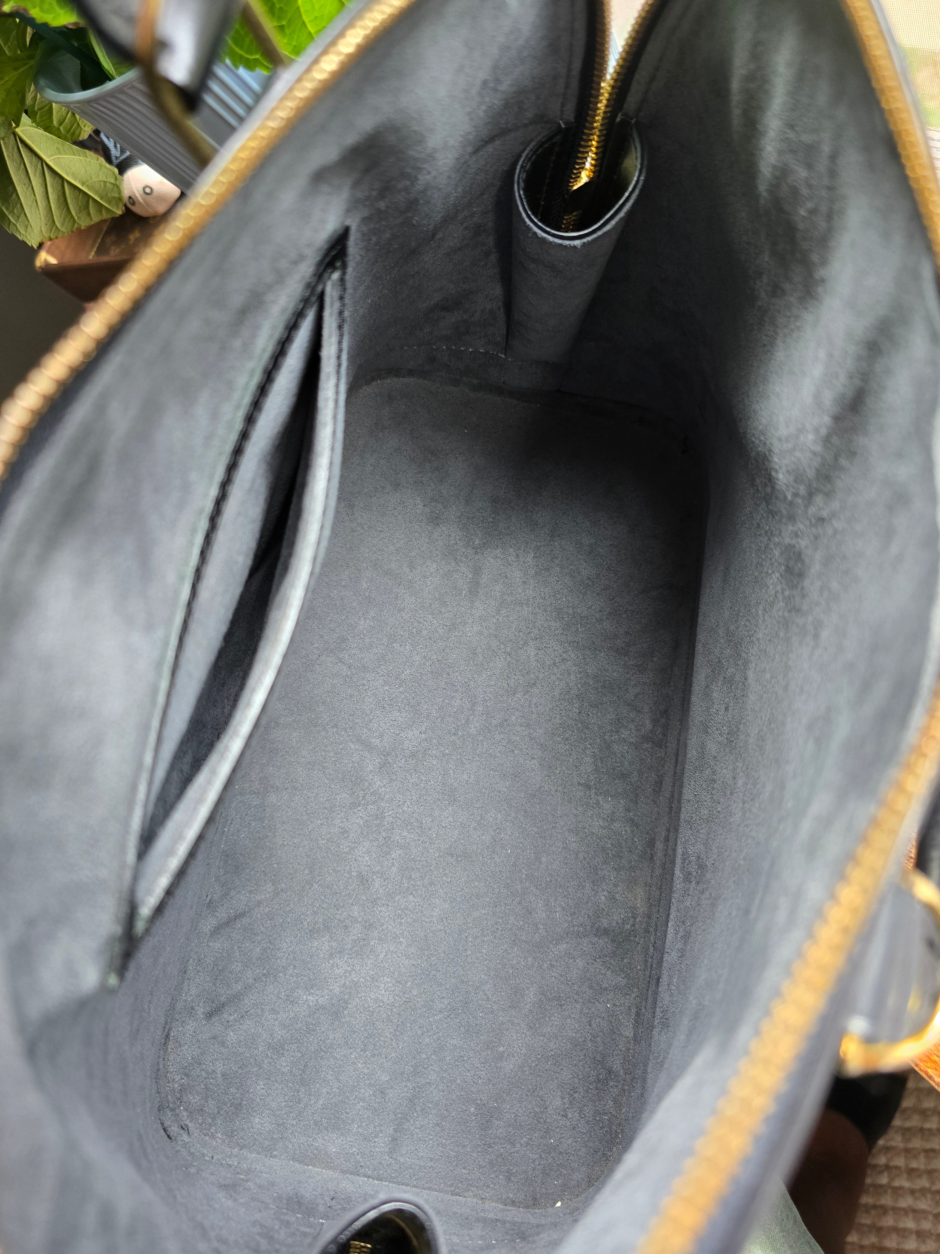 Authentic Louis Vuitton Black Epi Leather Alma PM (2008)