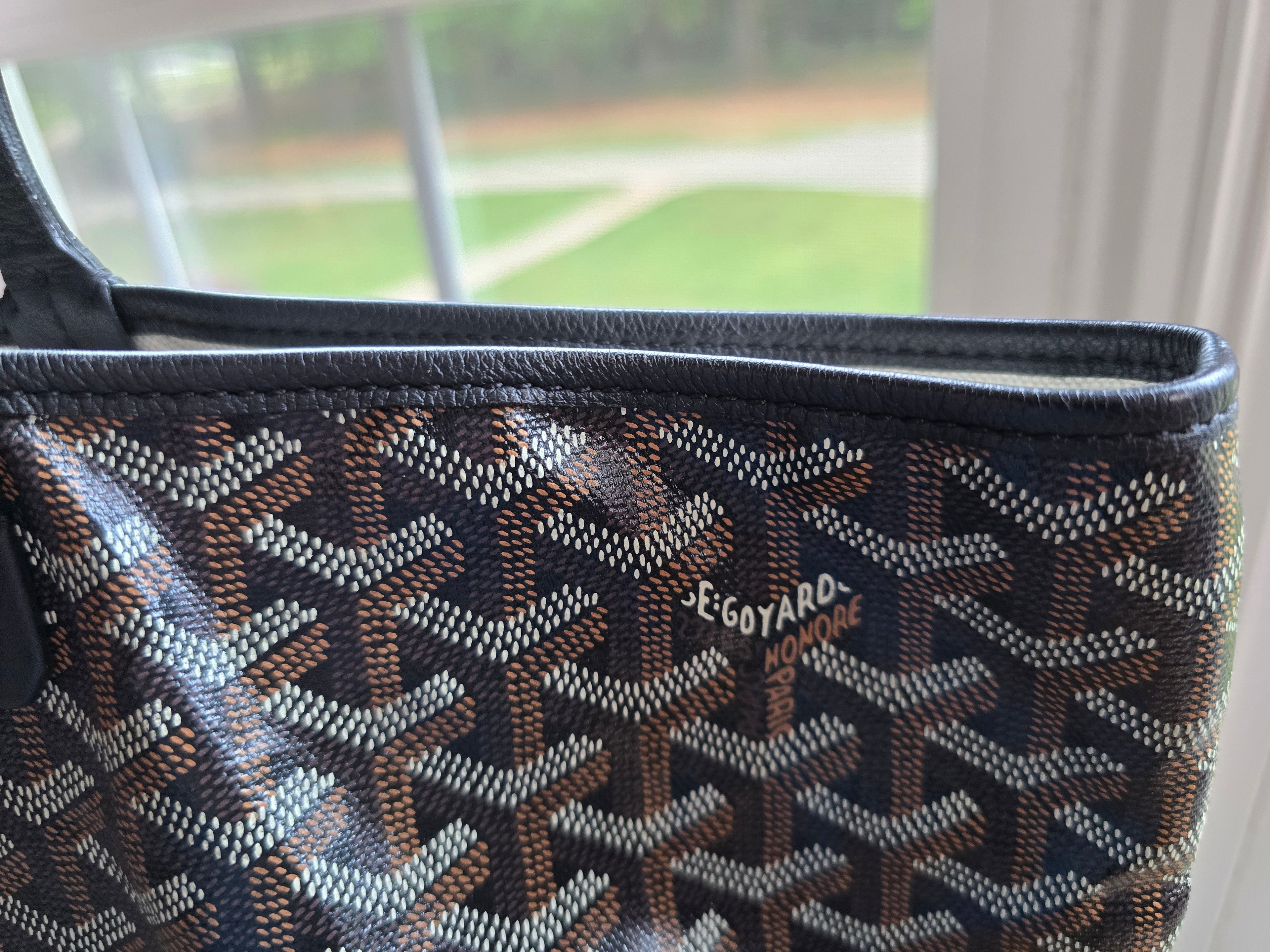 Authentic Goyard Saint Louis PM Tote Bag with Pouch