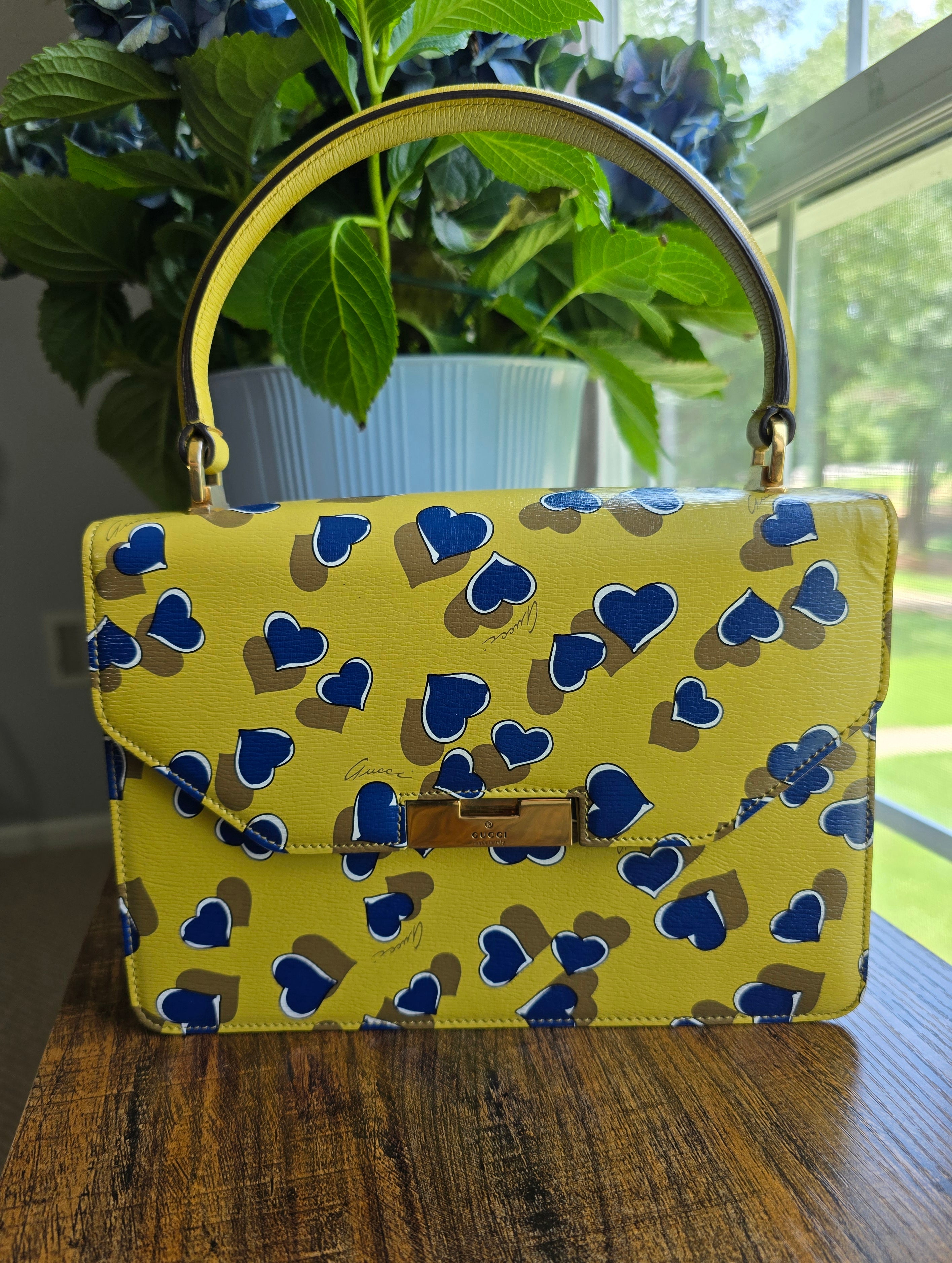 Authentic Gucci Shanghai Heartbeat Top Handle Bag